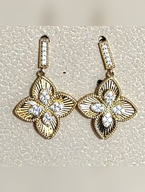💛18k Gold Flower Drop Earrings